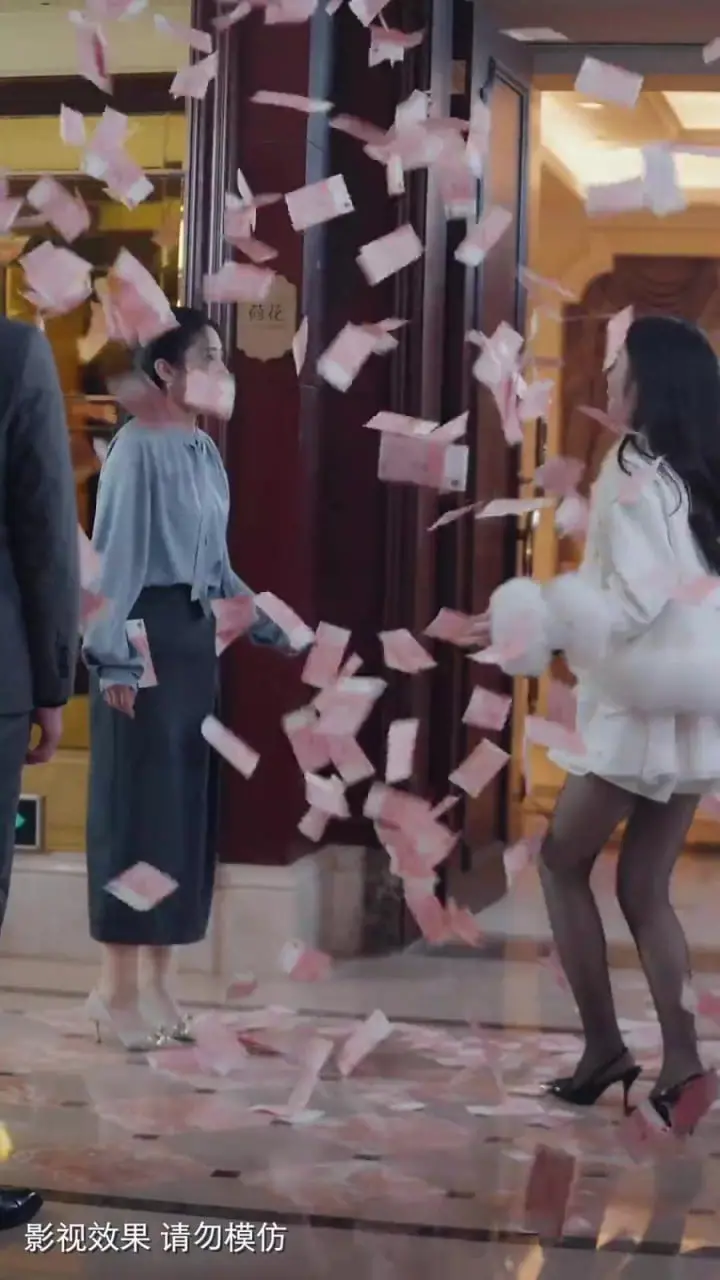 揭秘人生悲欢离合的感人新作：新人有悲欢离合的深刻启示与情感旅程